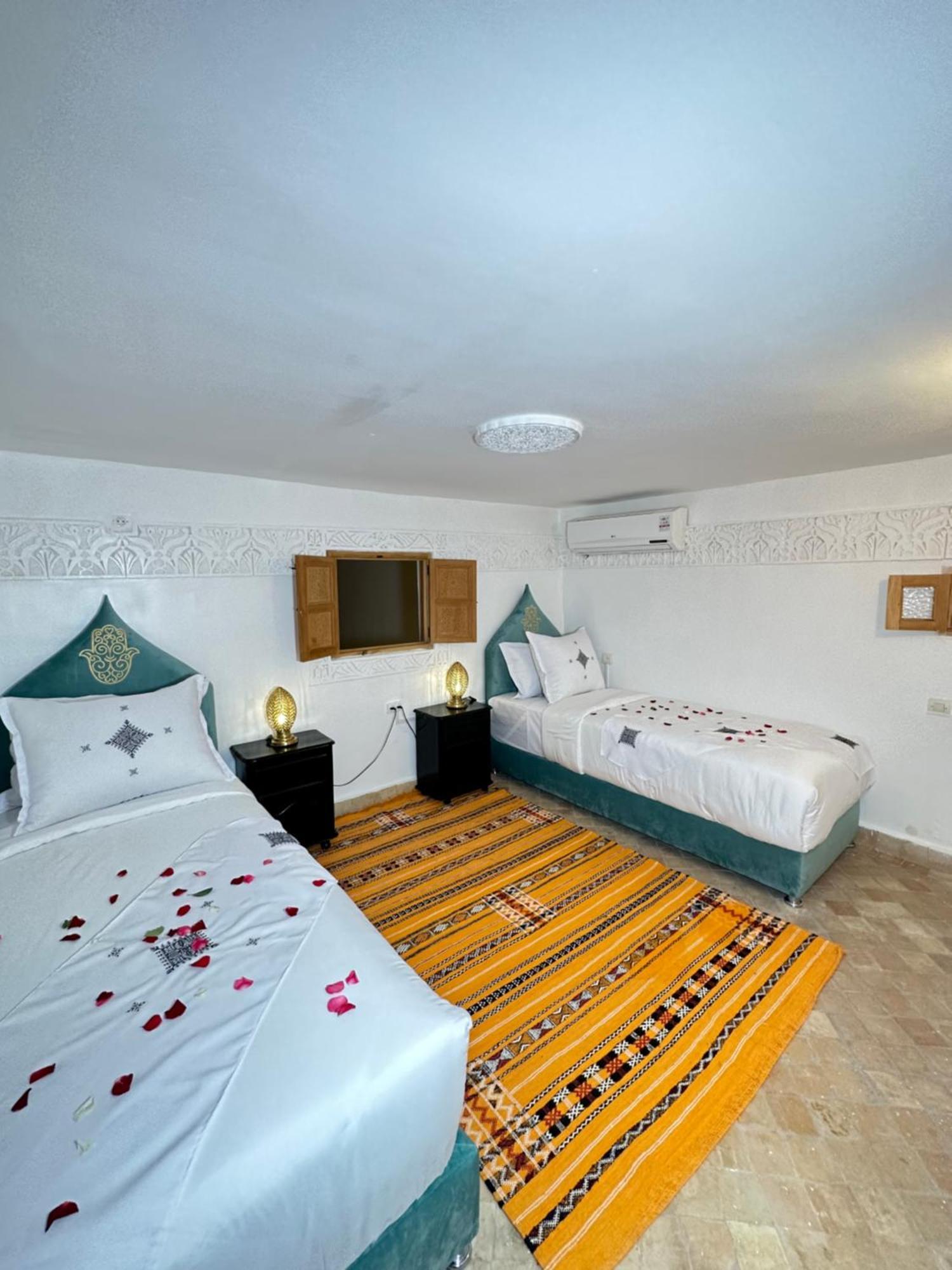 Dar Khmissa Fes Bed & Breakfast Ngoại thất bức ảnh