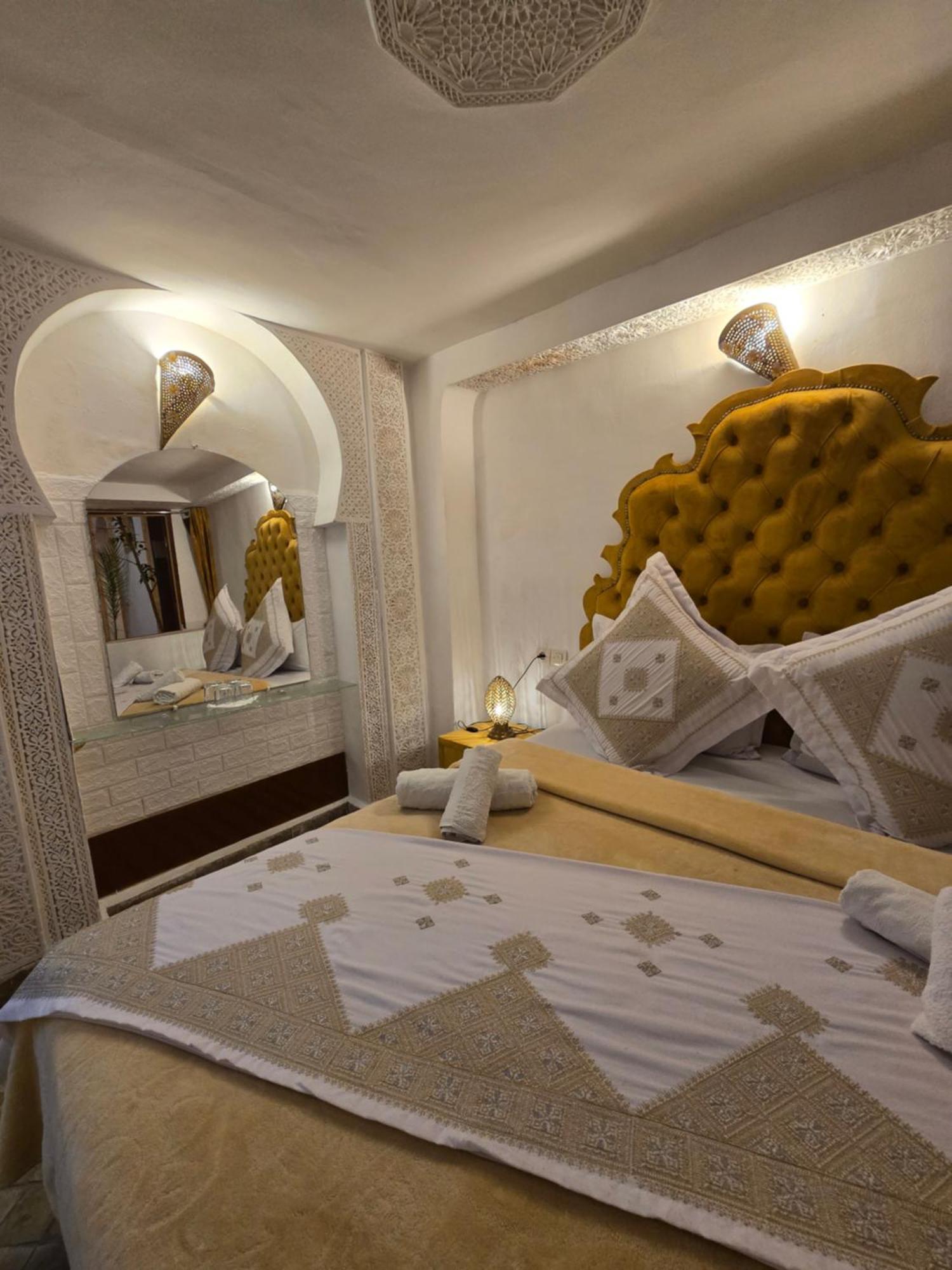 Dar Khmissa Fes Bed & Breakfast Ngoại thất bức ảnh
